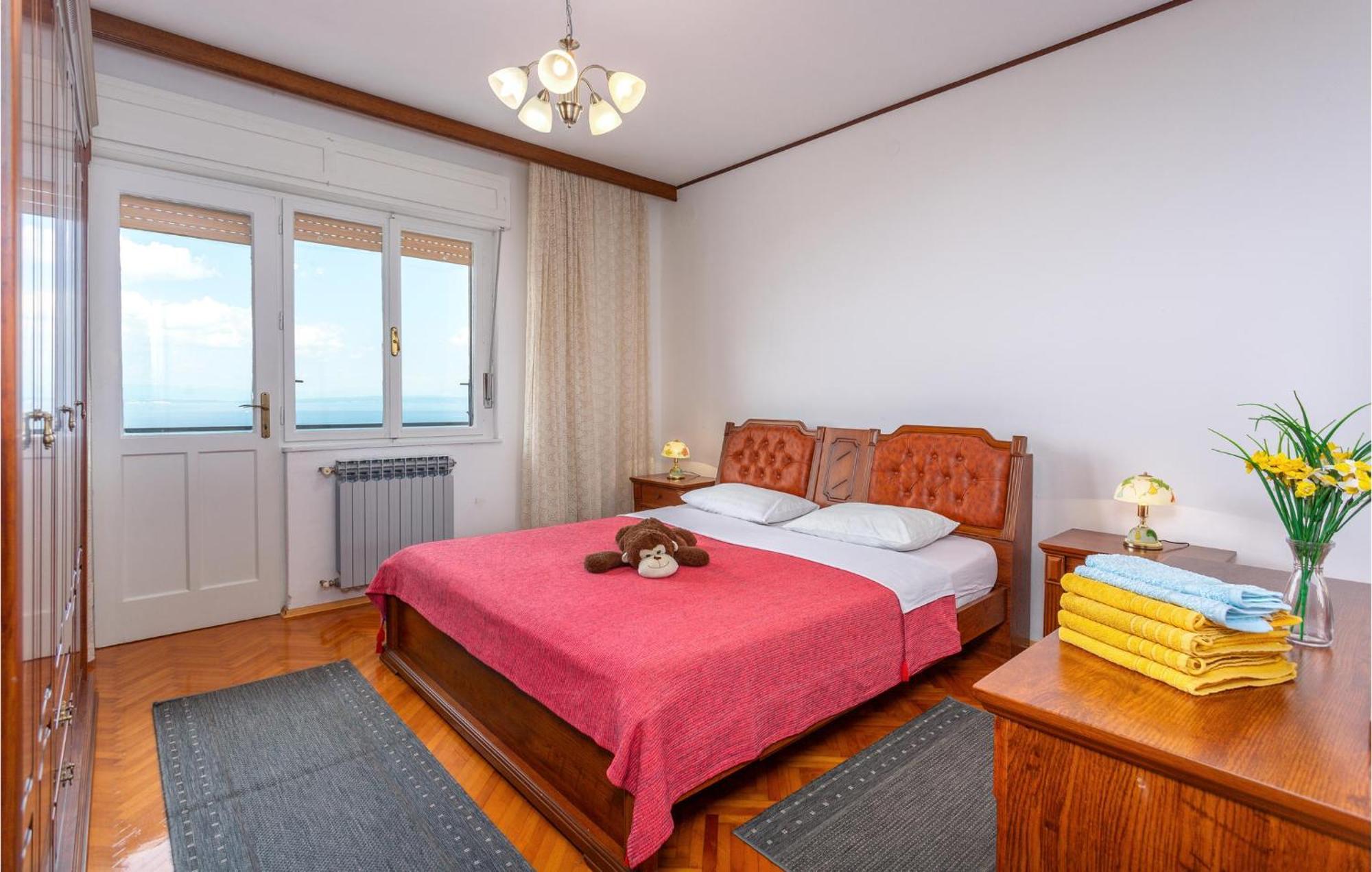 Nice Apartment In Lovran With Kitchen Kültér fotó